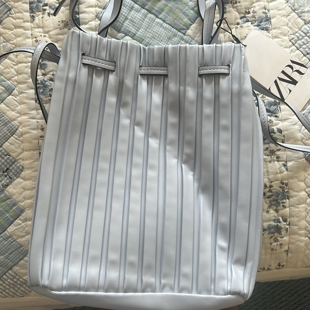 Zara Light Blue Leather Handbag NWT - Picture 2 of 3